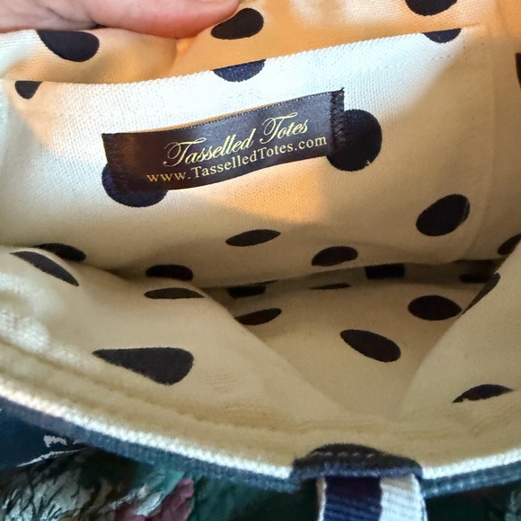 Stylish Navy Lobster Tote with Bamboo Handles - Picture 5 of 6